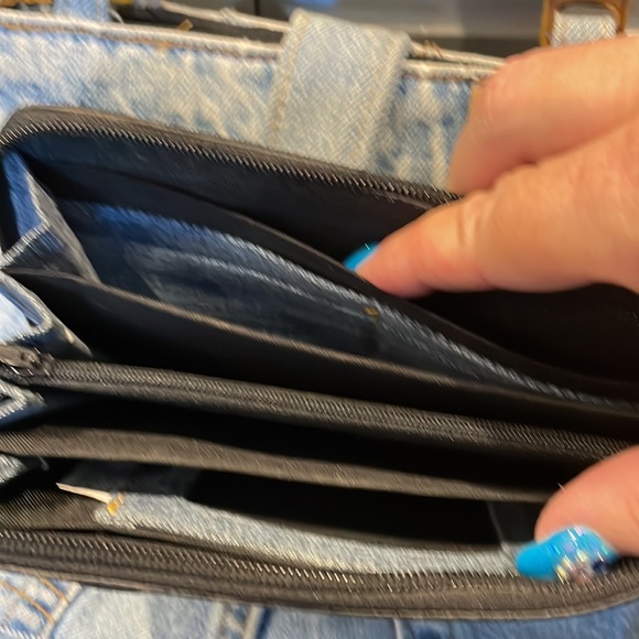 2 items- Levi custom-made handbag AND Wallet - Picture 10 of 16